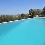 Elea Villa